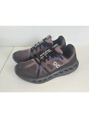 On Cloud Surfer Women's Size US 7.5 EU 38.5 Black/ Cobalt